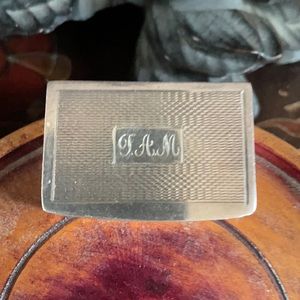 For you a pill or snuff box in sterling silver.